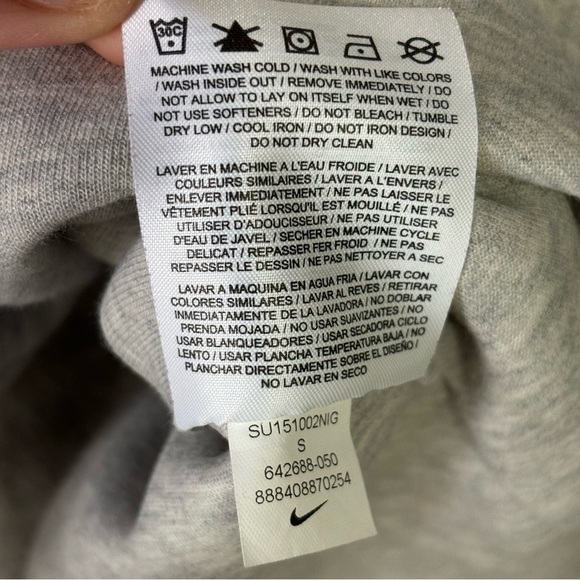 Nike Tech Fleece Moto Cape Jacket in Light Grey - Picture 8 of 9